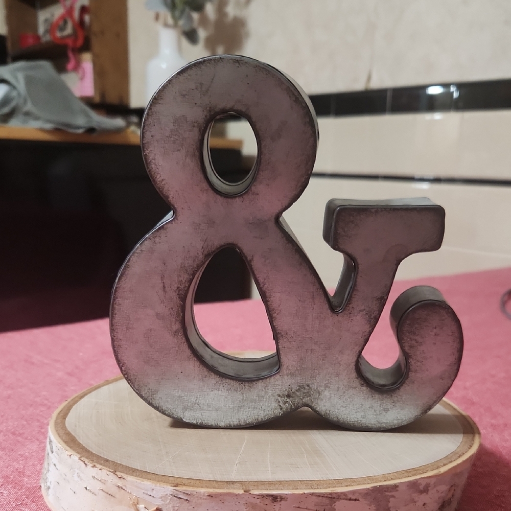 Rustic Gray Ampersand Decor